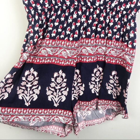 EIGHT SIXTY | Boho Short Sleeve Romper Navy Blue & Red Floral Women’s Size M - Picture 6 of 10
